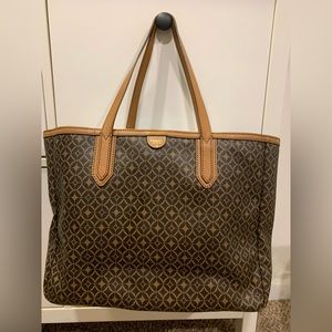 Fossil Tote Bag